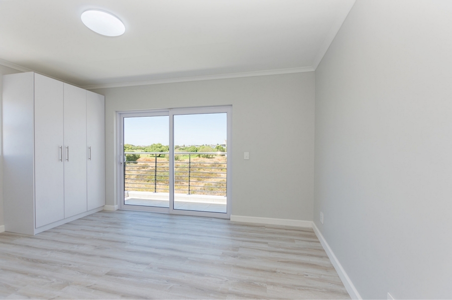 3 Bedroom Property for Sale in Country Club Western Cape